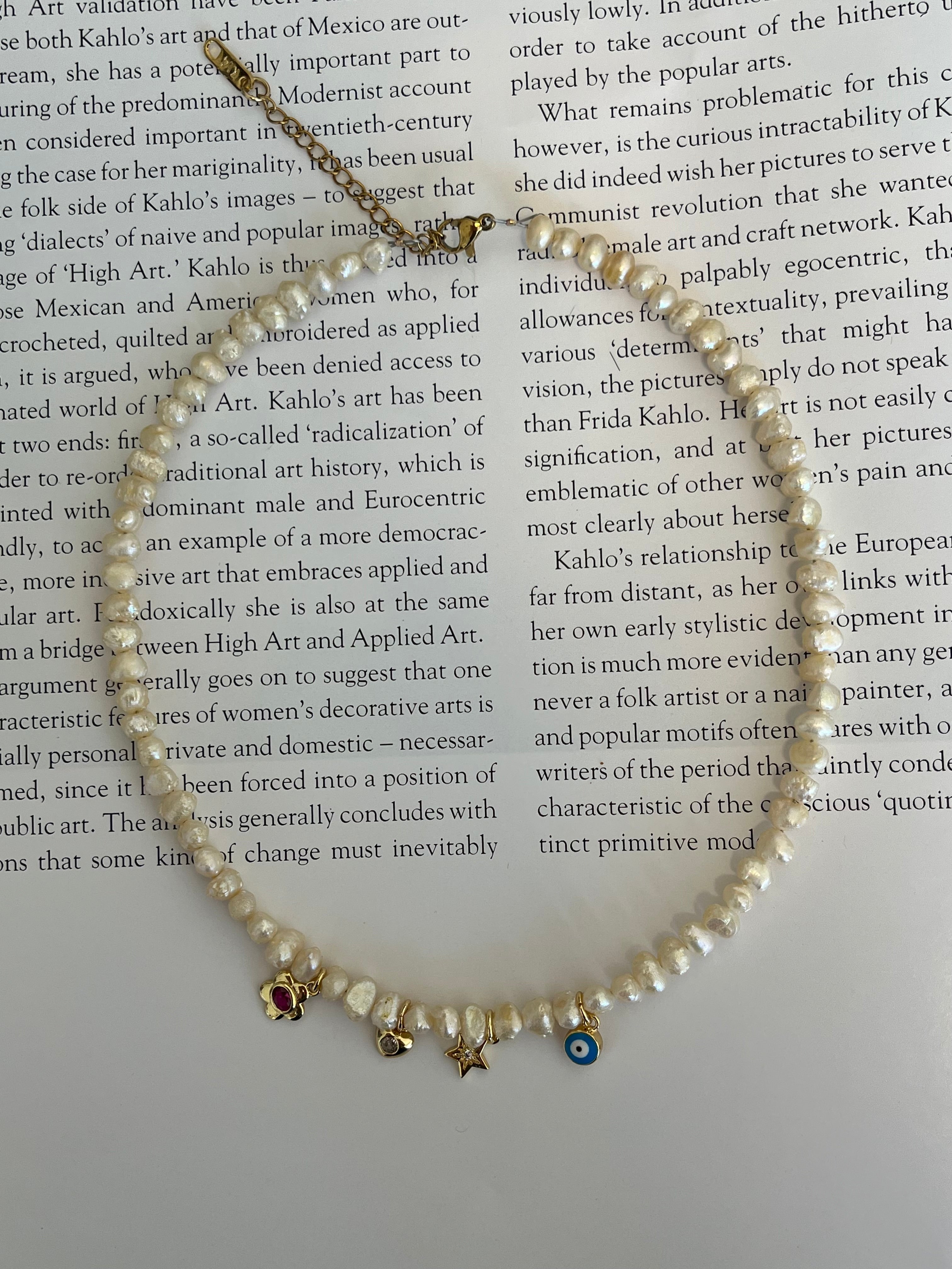 Dainy Charm Necklace